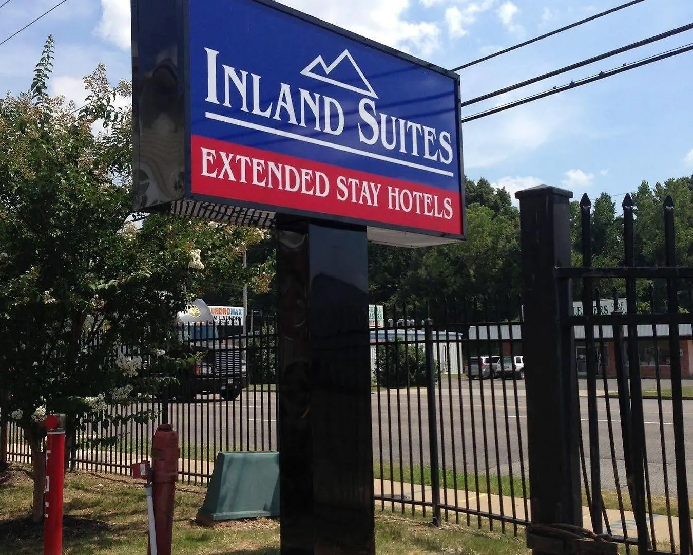 Apartment Inland Suites Elvis Memphis